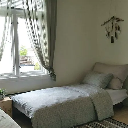 منزل للإقامة Bedroom In A Cozy With Yogastudio